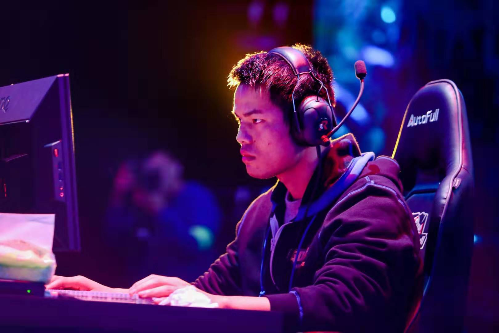 展现出我国 展现出我国