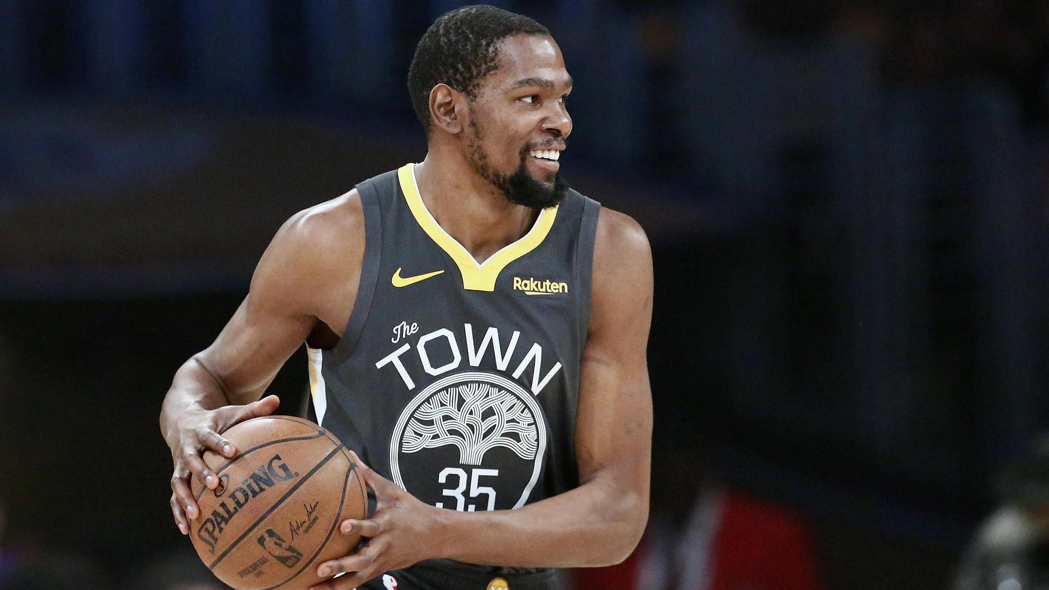 待的年轻球 待的年轻球